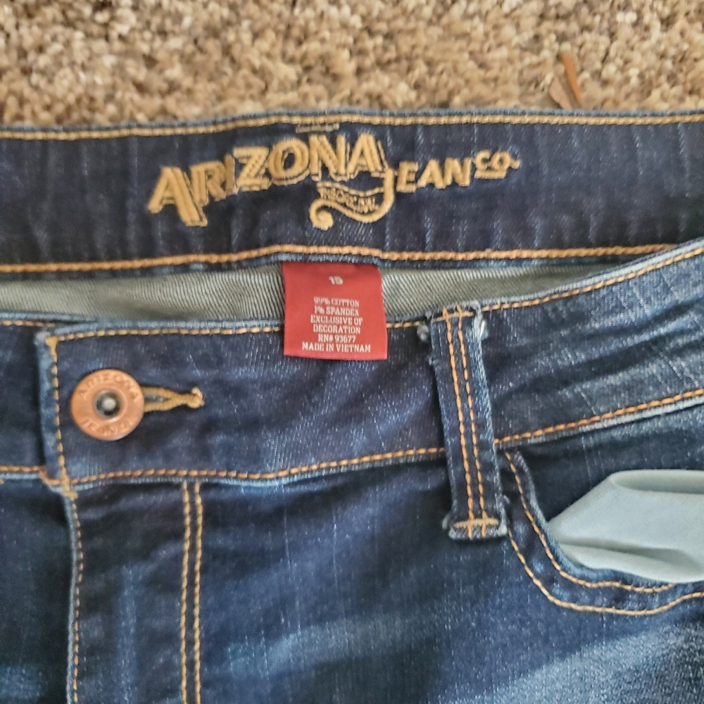 Jeans - Picture 2 of 2